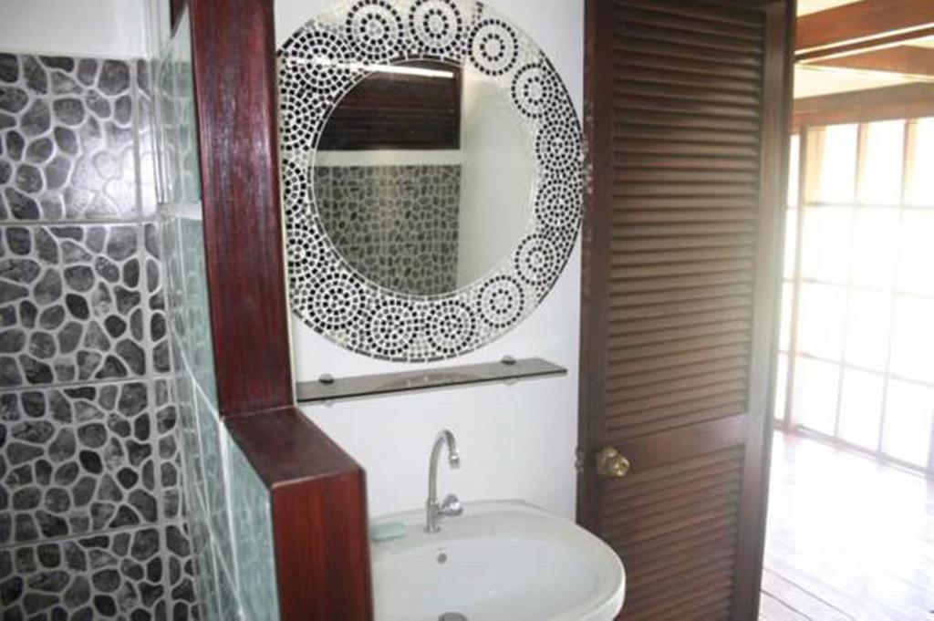 Raiatea Airport Bungalow Uturoa Zimmer foto