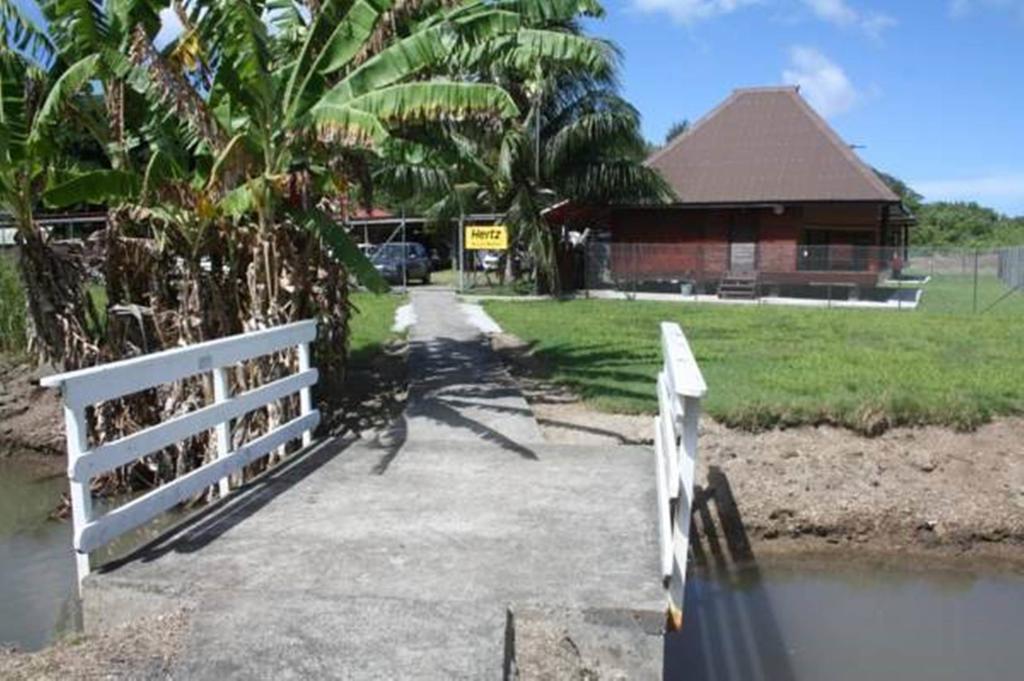 Raiatea Airport Bungalow Uturoa Exterior foto